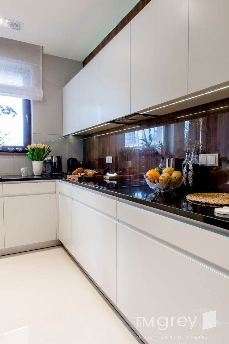 Modern Apartment – 100m2 TiM Grey Interior Design Nowoczesna kuchnia