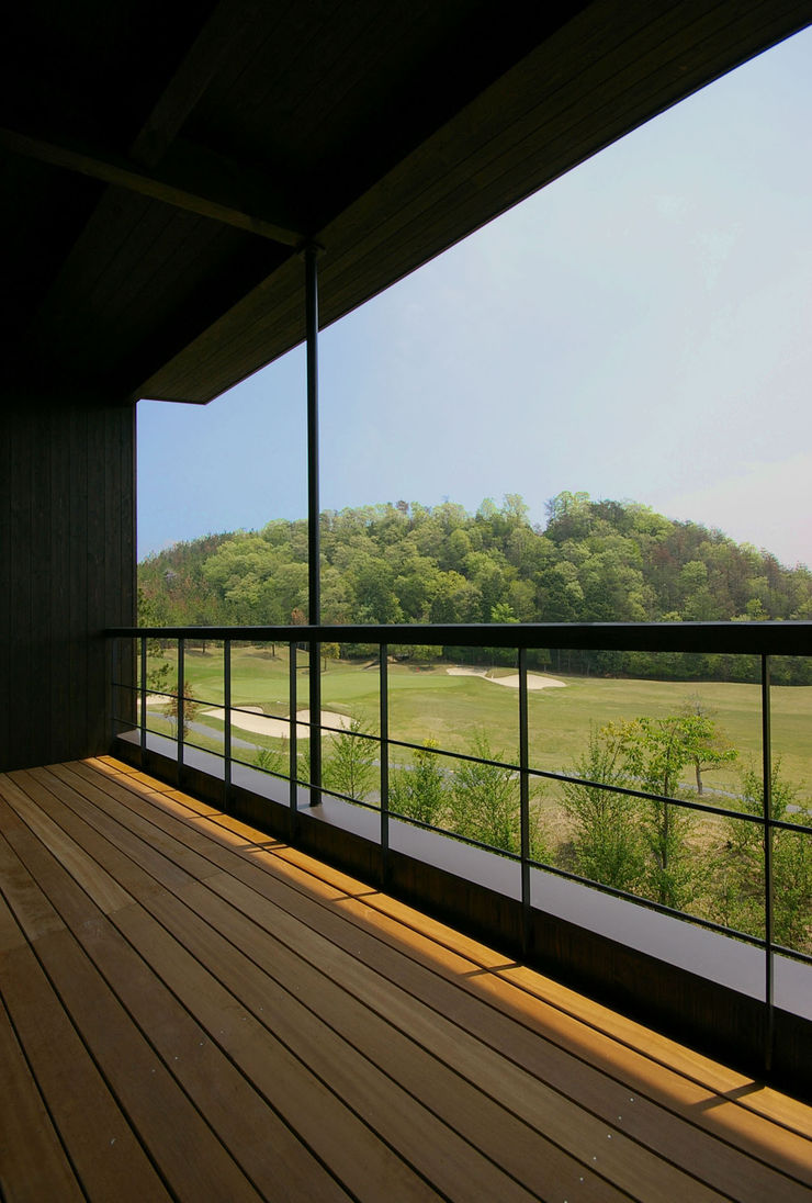 一級建築士事務所アールタイプ Varandas, alpendres e terraços modernos