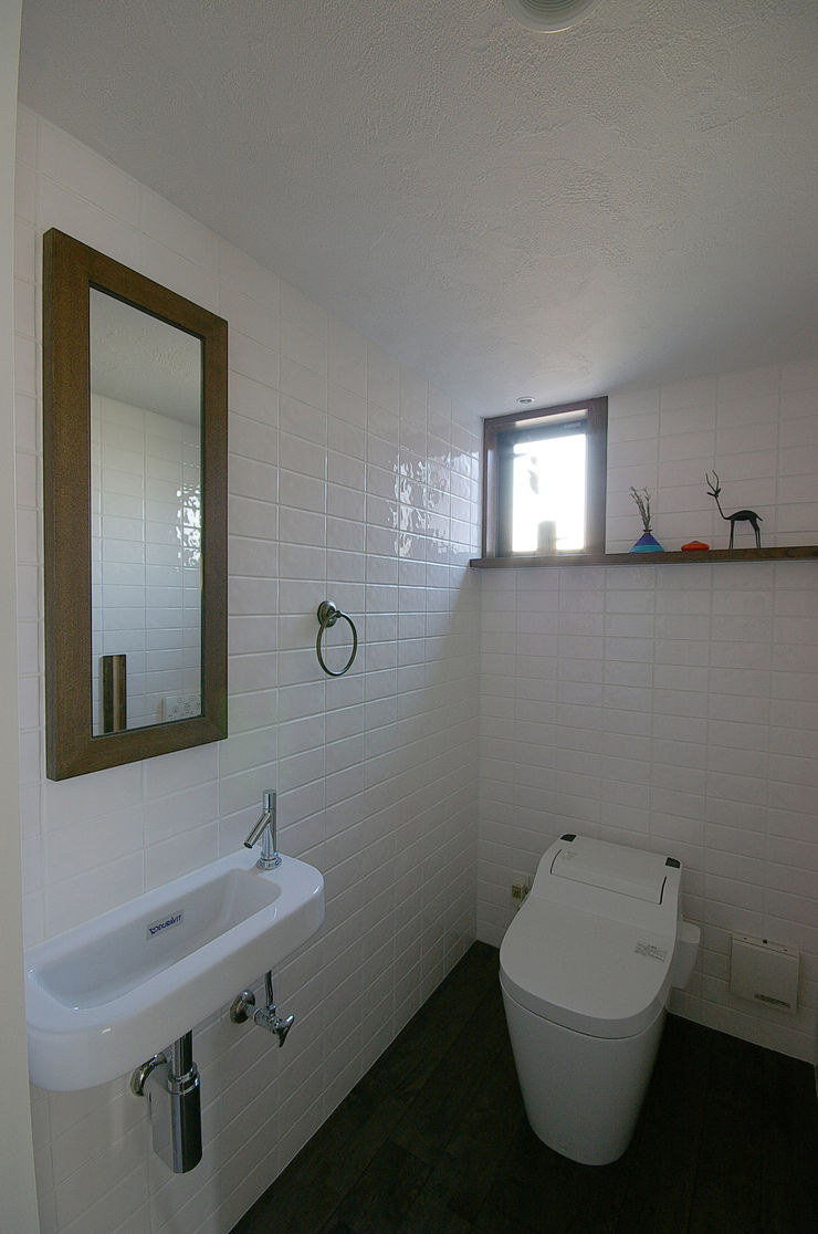 一級建築士事務所アールタイプ Modern bathroom