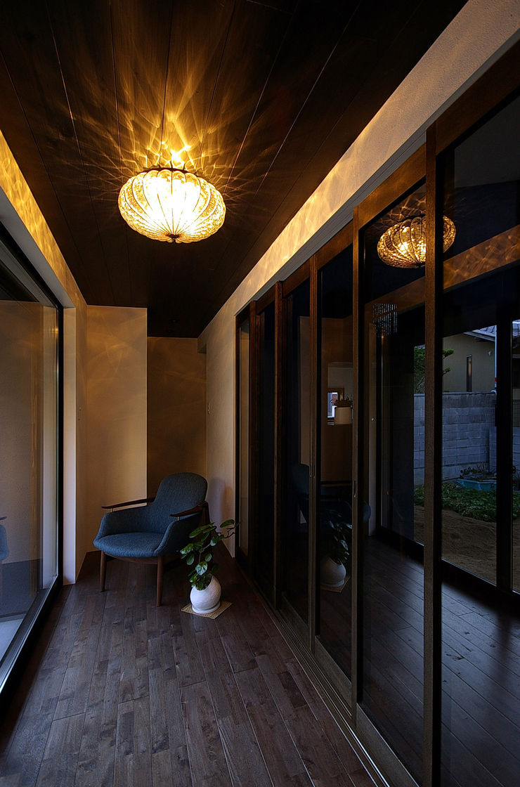 一級建築士事務所アールタイプ Modern living room
