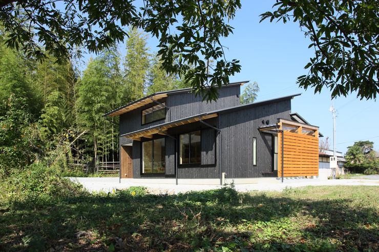 焼き杉板の外壁がお洒落 シンプルな木の住まいから分かる6つの特徴 Homify