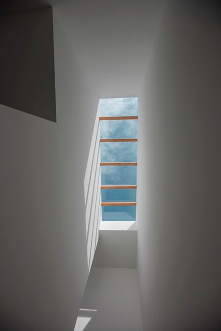 JF ARQUITECTOS Коридор, коридор і сходиСходи