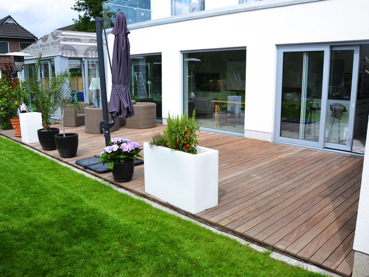 Cumaru Terrassendielen Kahrs GmbH Tropischer Balkon, Veranda & Terrasse