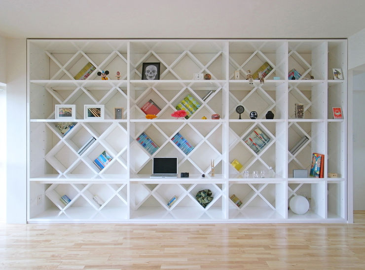 Superimposition House Renovation 高田博章建築設計 Modern Walls and Floors Wood White