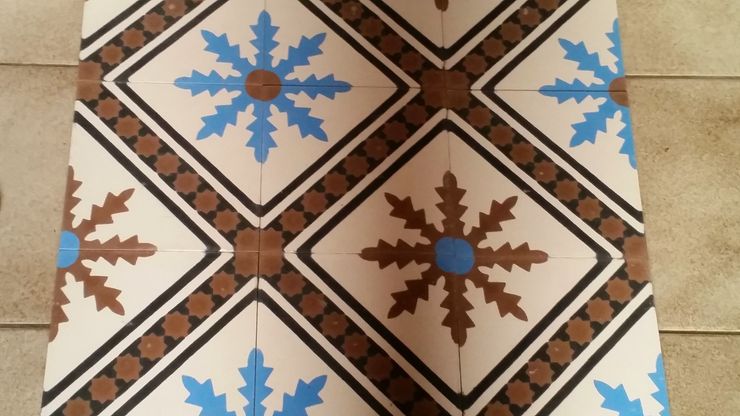 Articima Mediterranean style bathroom