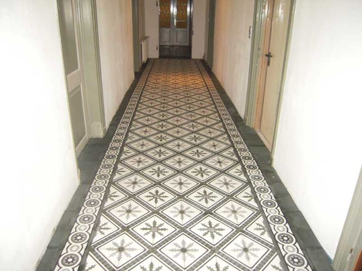 Articima Mediterranean style corridor, hallway and stairs