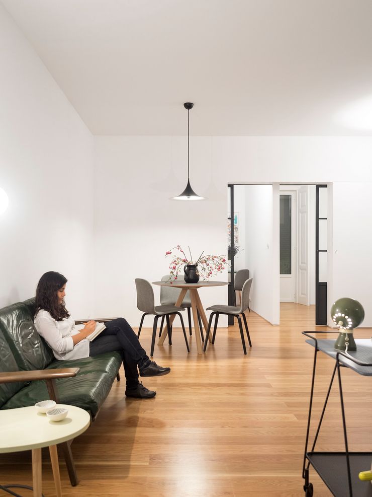 Príncipe real apartment lisbon fala Modern Dining Room