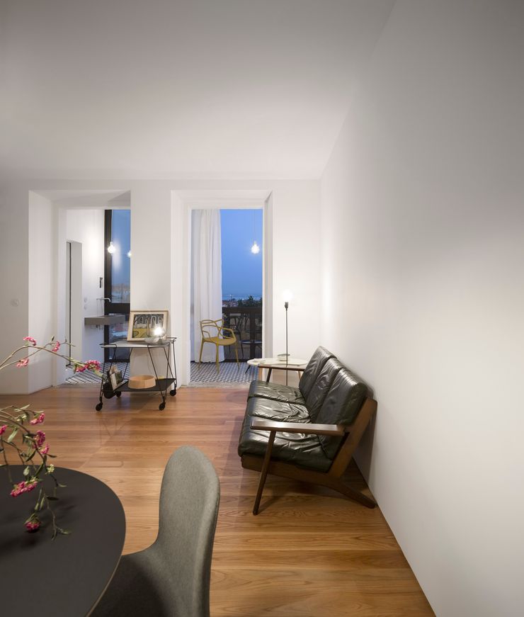 Príncipe real apartment lisbon fala Modern Living Room