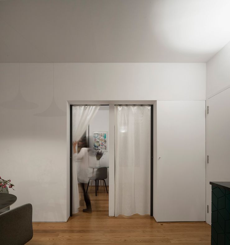 Príncipe real apartment lisbon fala Modern Dining Room