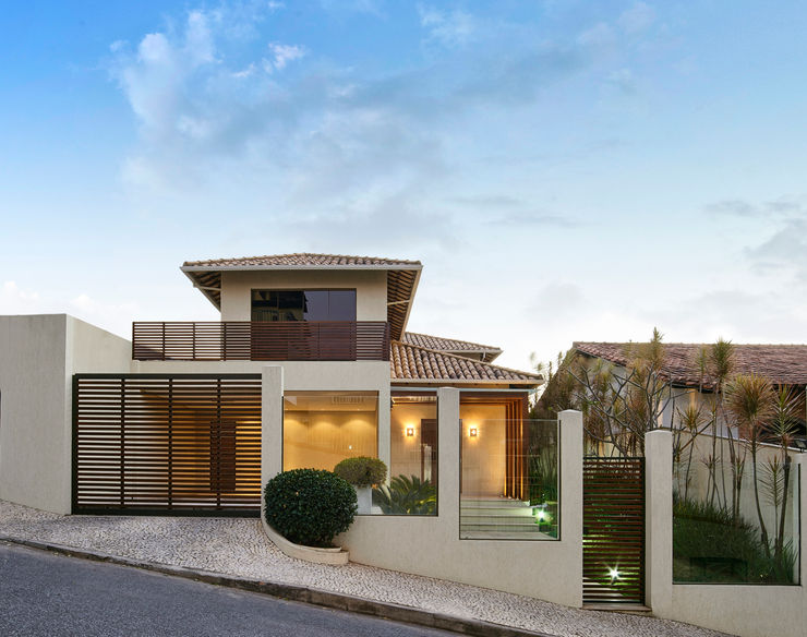 Isabela Canaan Arquitetos e Associados Modern houses