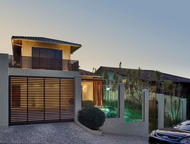 Isabela Canaan Arquitetos e Associados Modern houses