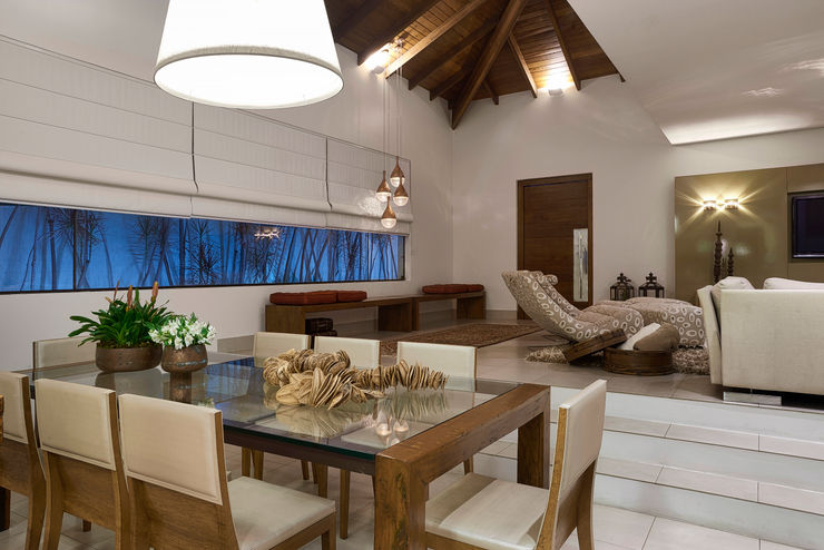 Isabela Canaan Arquitetos e Associados Modern dining room