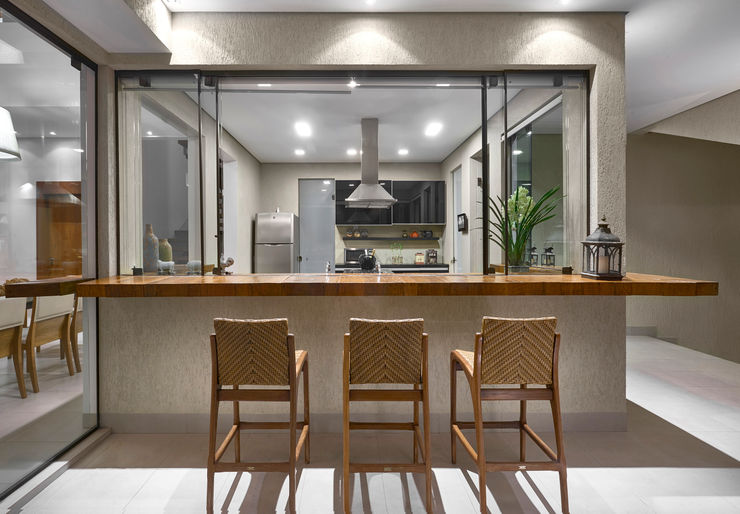 Isabela Canaan Arquitetos e Associados Modern balcony, veranda & terrace
