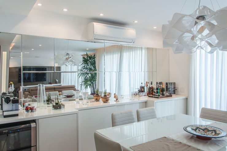 RESIDENCIA FAMILIAR SÃO CONRADO RJ AR Arquitetura & Interiores Modern Dining Room