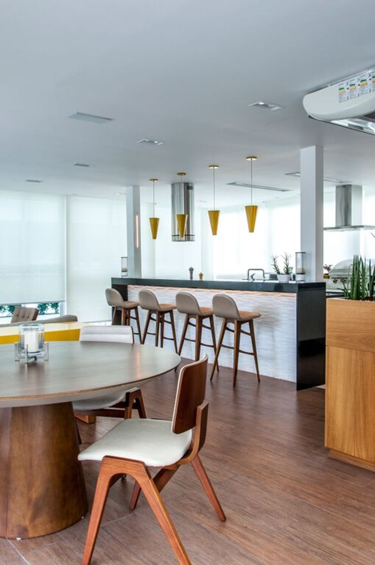 RESIDENCIA FAMILIAR SÃO CONRADO RJ AR Arquitetura & Interiores Modern Kitchen