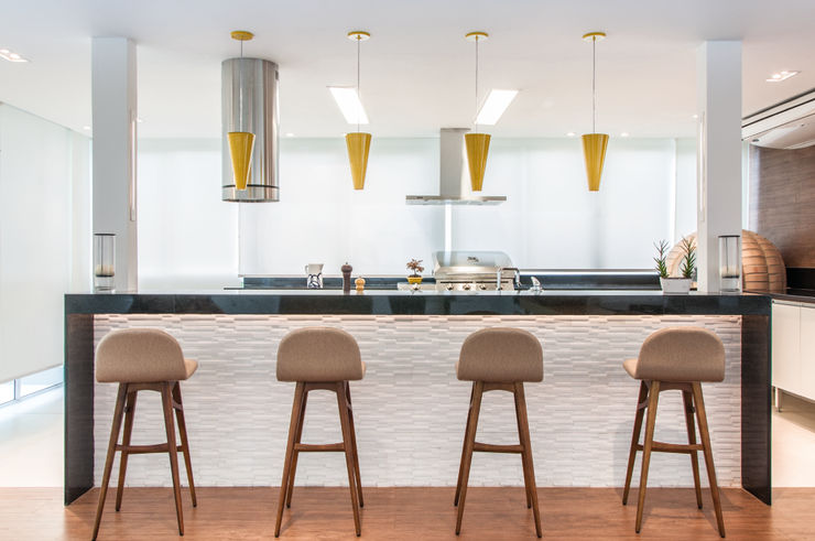 RESIDENCIA FAMILIAR SÃO CONRADO RJ AR Arquitetura & Interiores Modern Kitchen