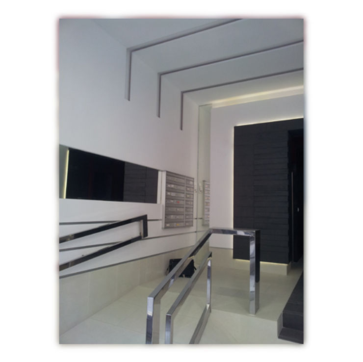 Portal tesifonte torradoarquitectura Moderner Flur, Diele & Treppenhaus