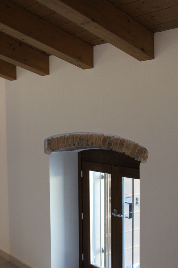 Realizzazioni Adami|Zeni Ingegneria e Architettura Finestre & Porte in stile moderno