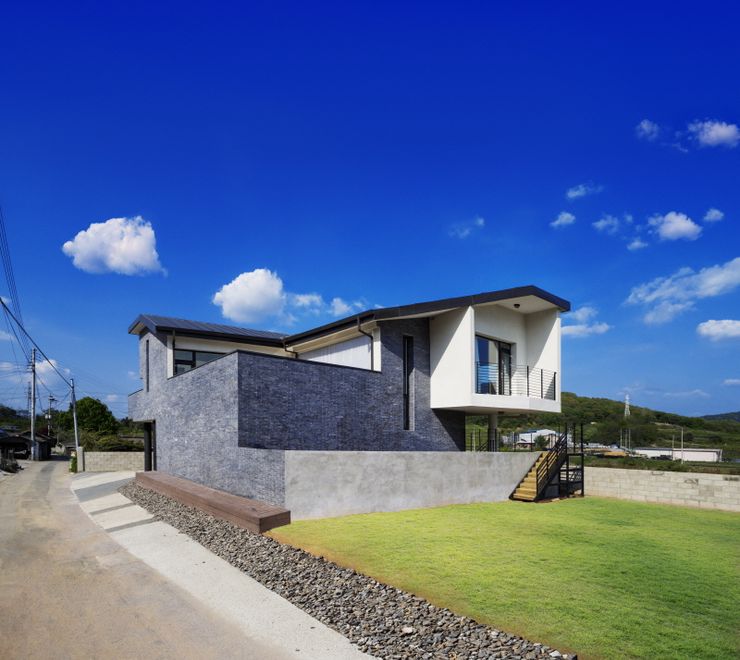 'Snow AIDe Modern Houses