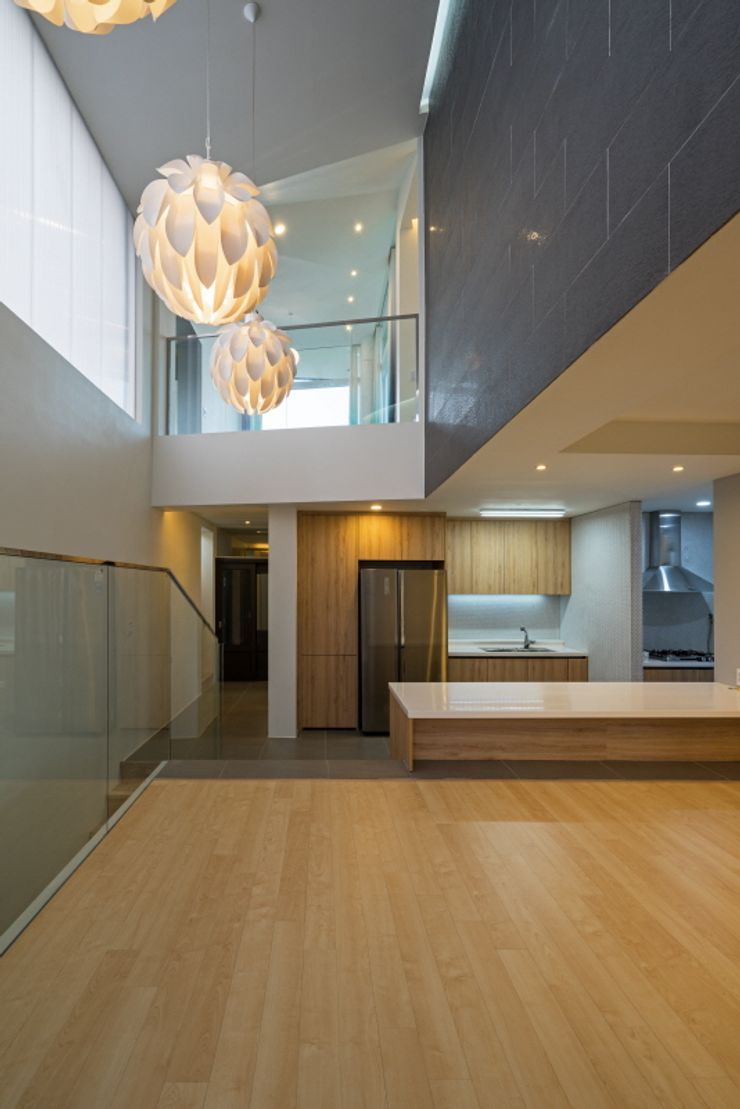 'Snow AIDe Modern Corridor, Hallway and Staircase