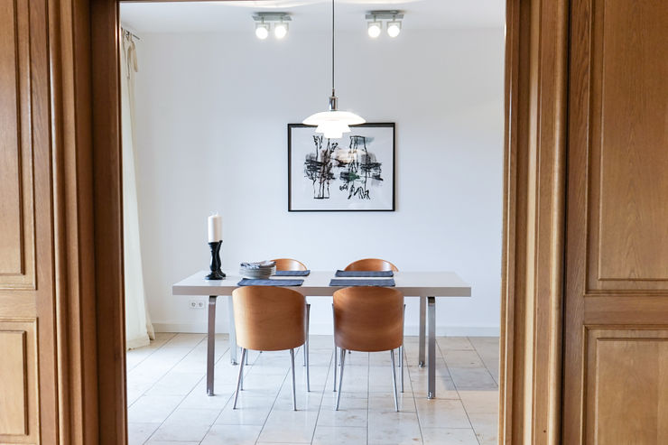 Staging einer Villa zum Verkauf Home Staging Gabriela Überla Klassische Esszimmer