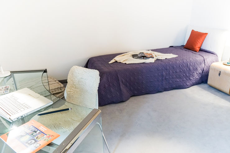 Staging einer Villa zum Verkauf Home Staging Gabriela Überla Klassische Schlafzimmer