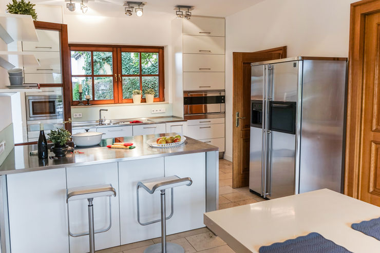 Staging einer Villa zum Verkauf Home Staging Gabriela Überla Klassische Esszimmer