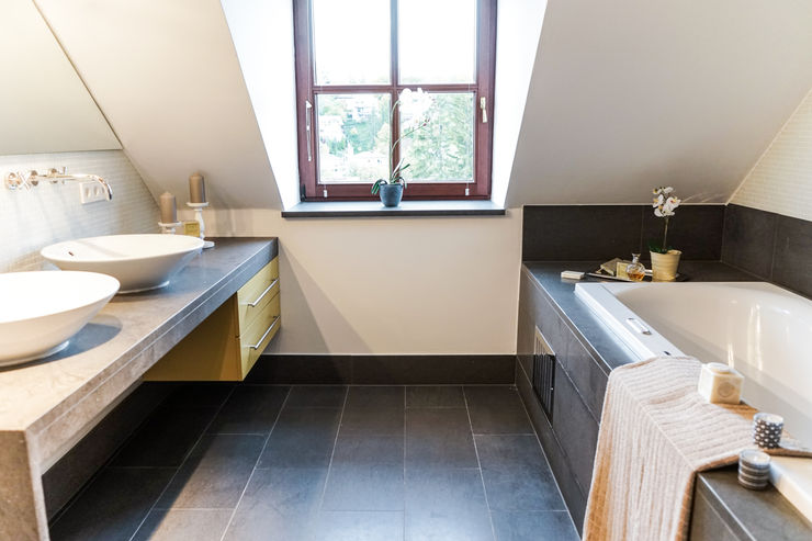 Staging einer Villa zum Verkauf Home Staging Gabriela Überla Klassische Badezimmer