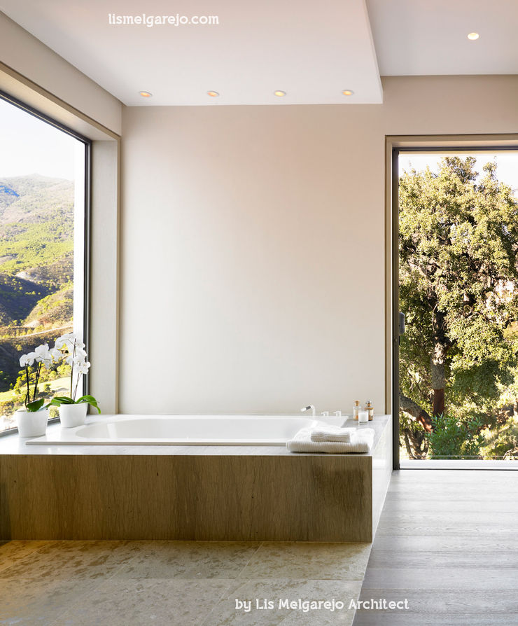 Lis Melgarejo Arquitectura Modern bathroom