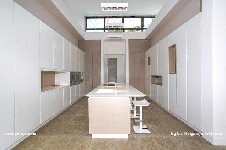 Lis Melgarejo Arquitectura Modern kitchen