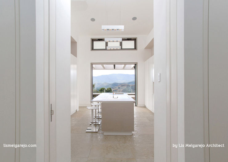 Lis Melgarejo Arquitectura Modern kitchen
