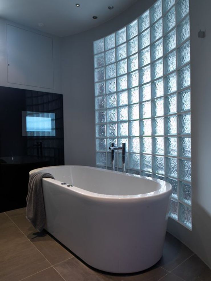 Mews House Islington with roof terrace Quirke McNamara Industrial style bathroom Grey