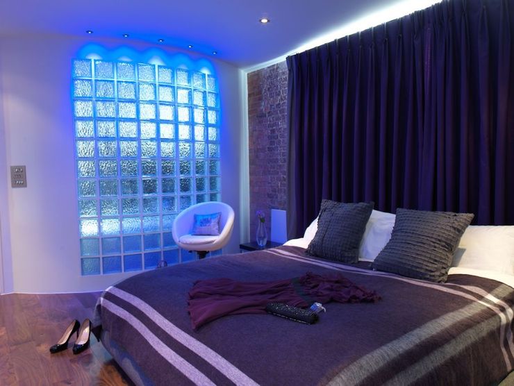 Mews House Islington with roof terrace Quirke McNamara Industrial style bedroom Purple/Violet
