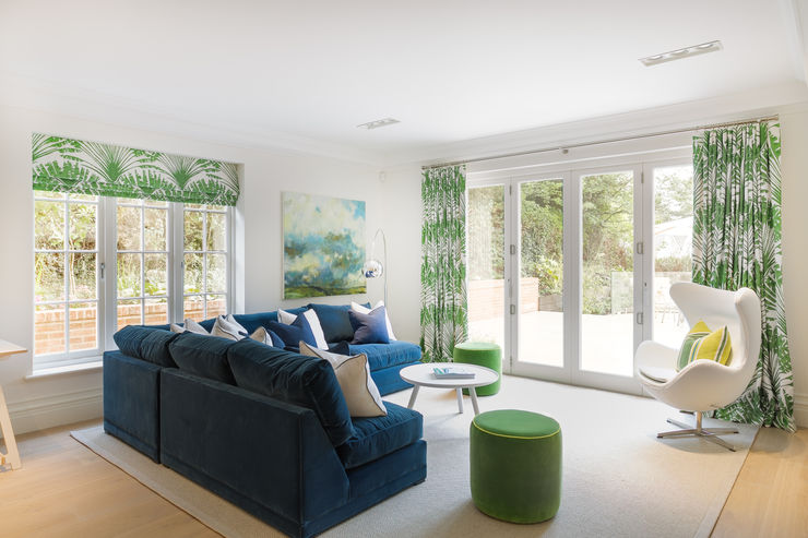 Kitchen/ Family/ Breakfast Room Studio Hooton Modern living room