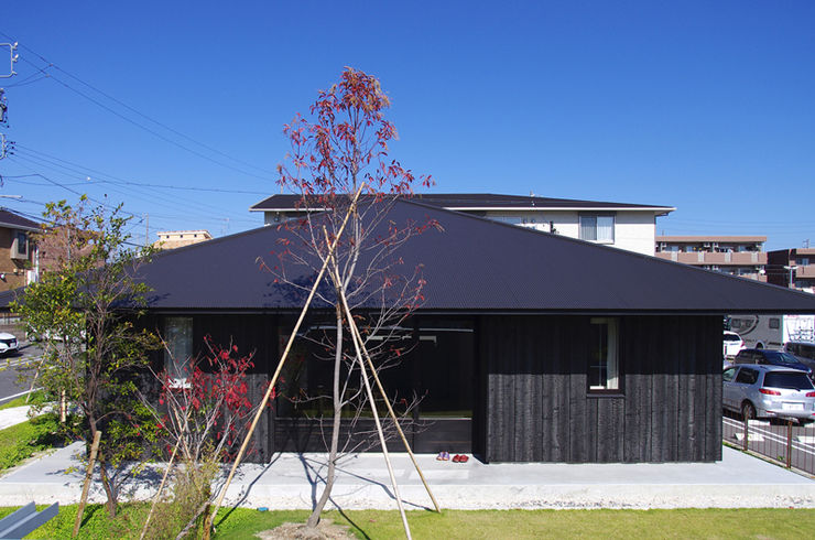 グレーや黒色の外壁がシックな平屋の家5選 Homify