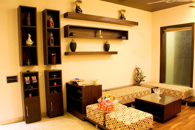 RESIDENCE : AMRITSAR TULI ARCHITECTS AND ENGINEERS Modern Living Room Engineered Wood Wood effect