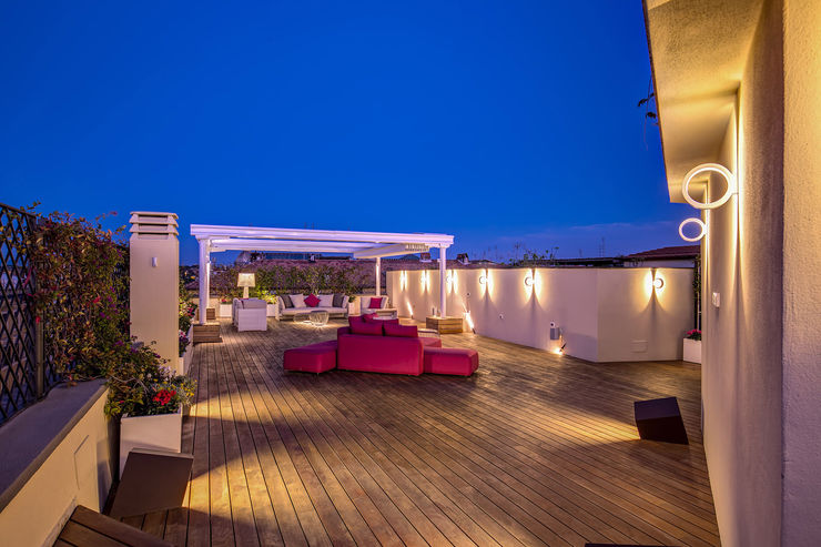 GERMANICO MOB ARCHITECTS Balcone, Veranda & Terrazza in stile moderno