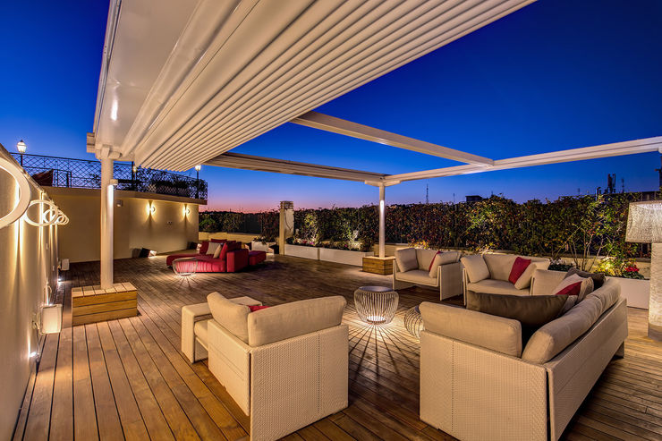 GERMANICO MOB ARCHITECTS Balcone, Veranda & Terrazza in stile moderno