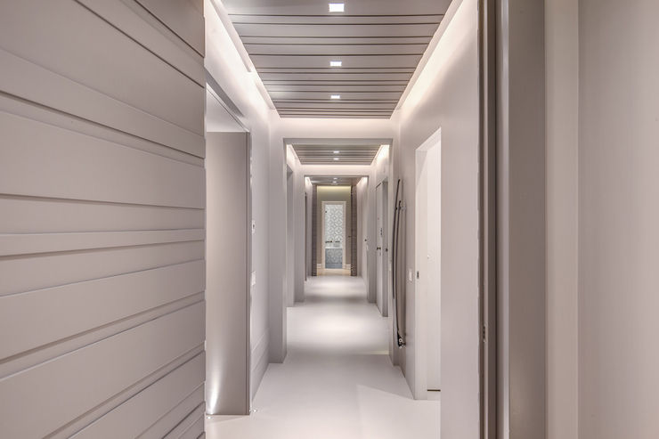 GERMANICO MOB ARCHITECTS Ingresso, Corridoio & Scale in stile moderno