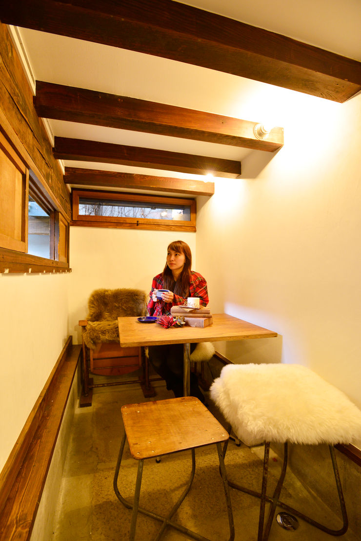 株式会社SHOEI Eclectic style dining room