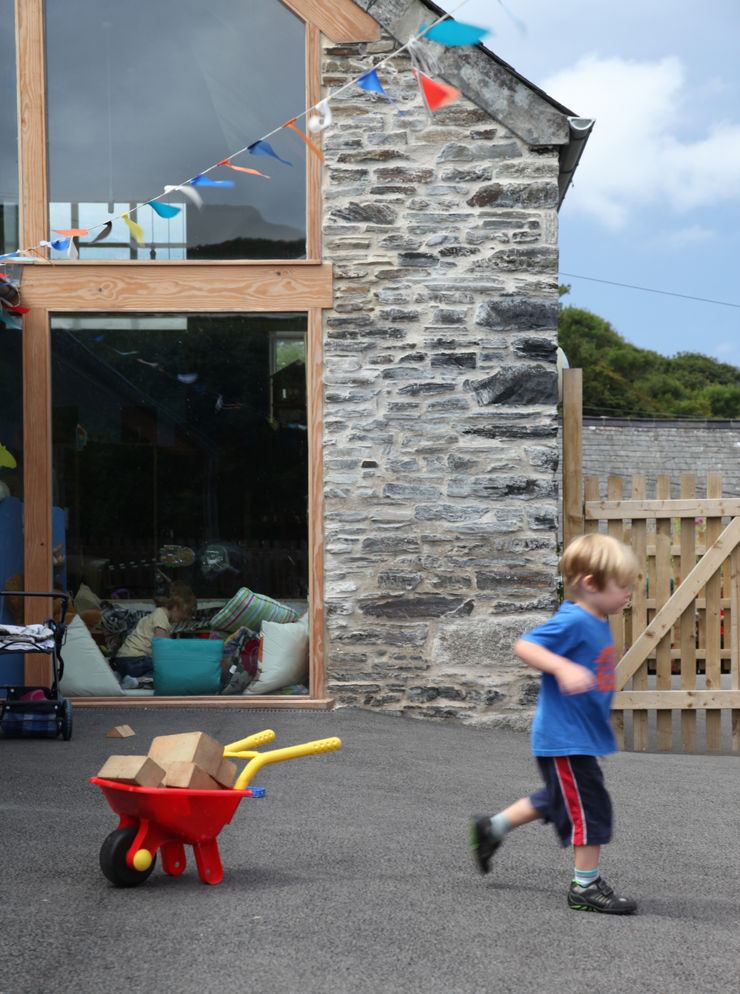 Boscastle Pre-school playground Innes Architects Modern schools Wood Brown