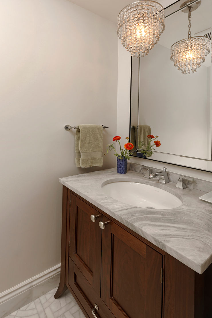 Stylish First-Floor Bungalow Renovation in Arlington, VA BOWA - Design Build Experts Minimal style Bathroom