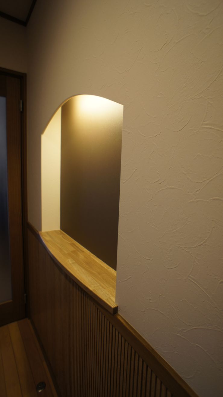 S邸 マルモコハウス Moderne Badezimmer