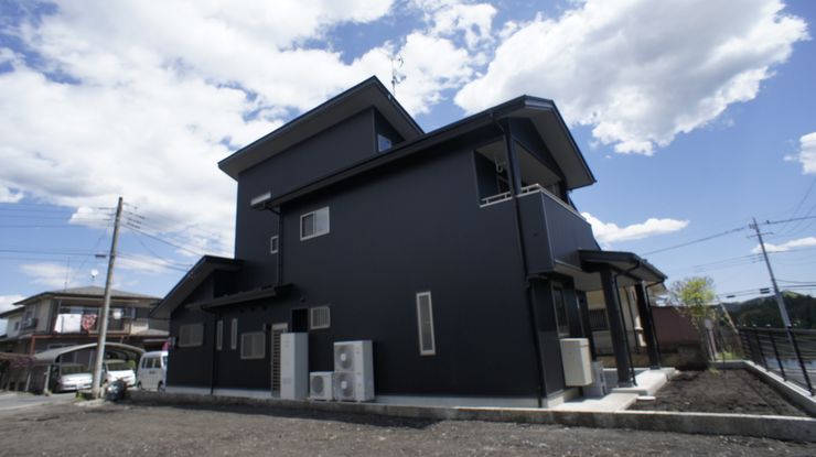 S邸 マルモコハウス Moderne Häuser
