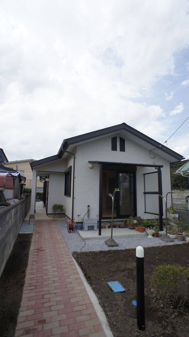 SK邸 マルモコハウス Moderne Häuser