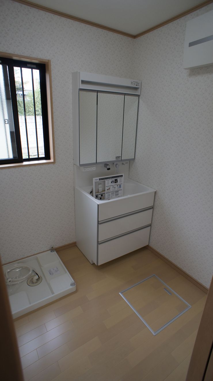 SK邸 マルモコハウス Moderne Badezimmer