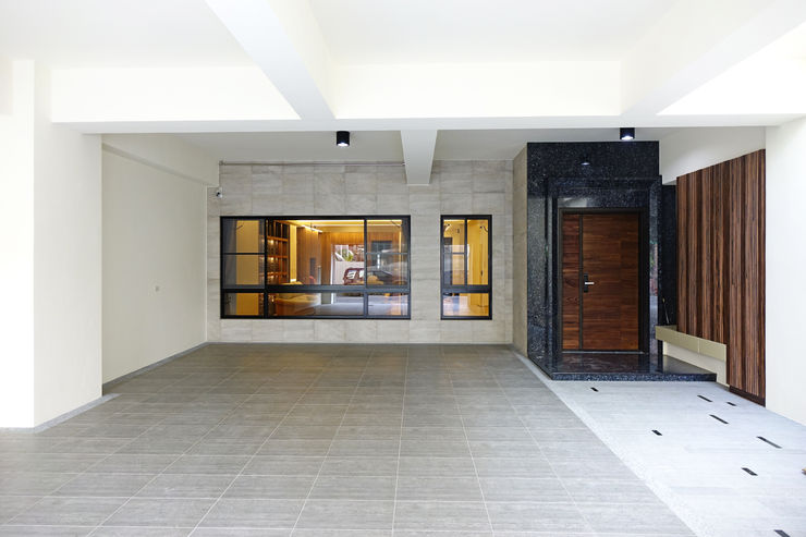 台南透天別墅建案 兩款含車庫的現代風住宅 Homify