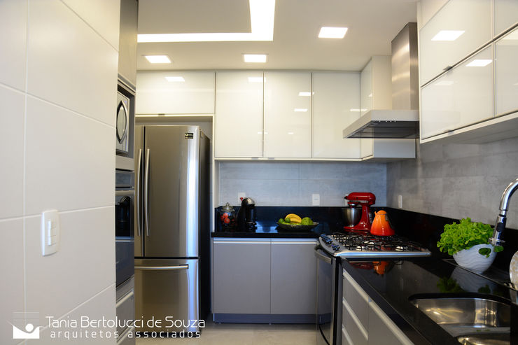 Cozinha Tania Bertolucci de Souza | Arquitetos Associados Cozinhas modernas