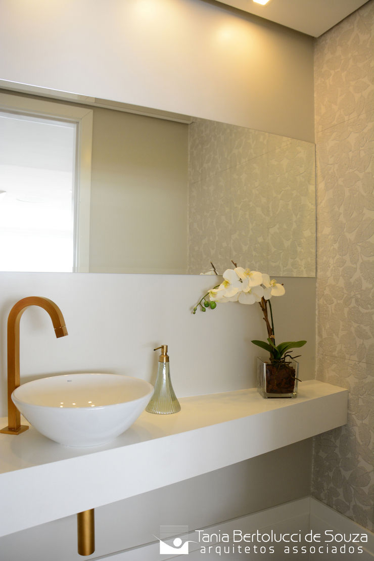 Lavabo Tania Bertolucci de Souza | Arquitetos Associados Banheiros modernos