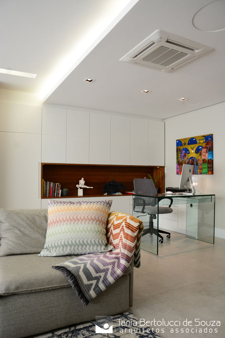 Sala de Estar e Home Office Tania Bertolucci de Souza | Arquitetos Associados Salas de estar modernas